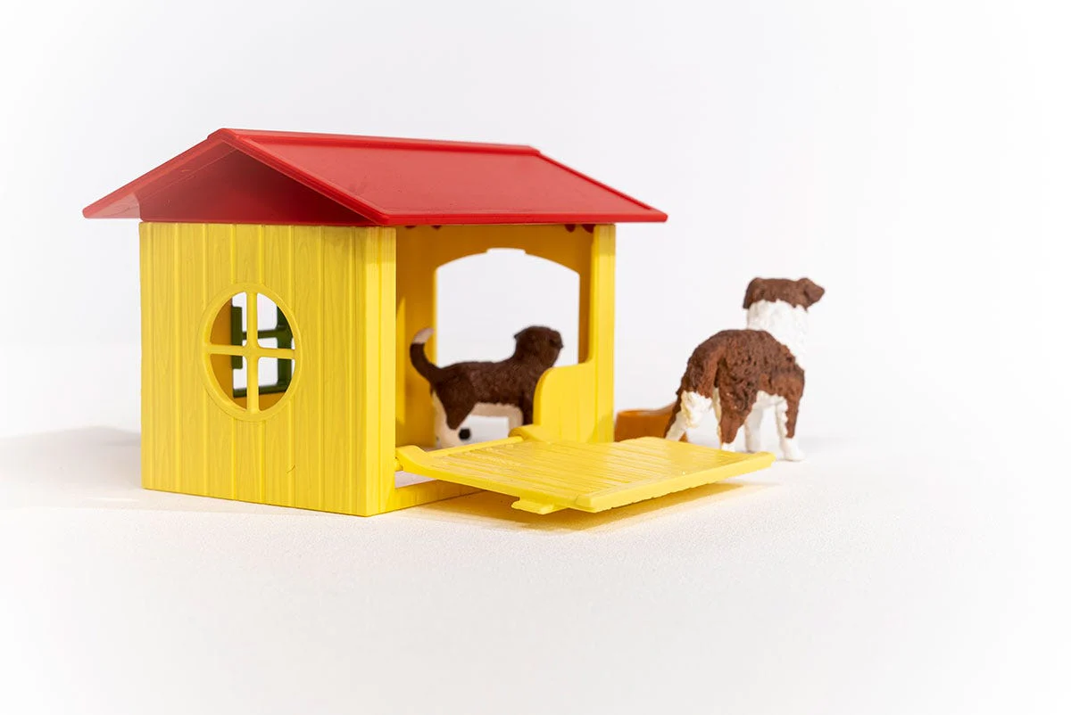 Friendly Dog House - Image 11