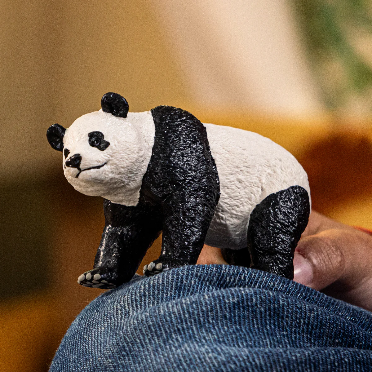 Giant Panda - Image 2