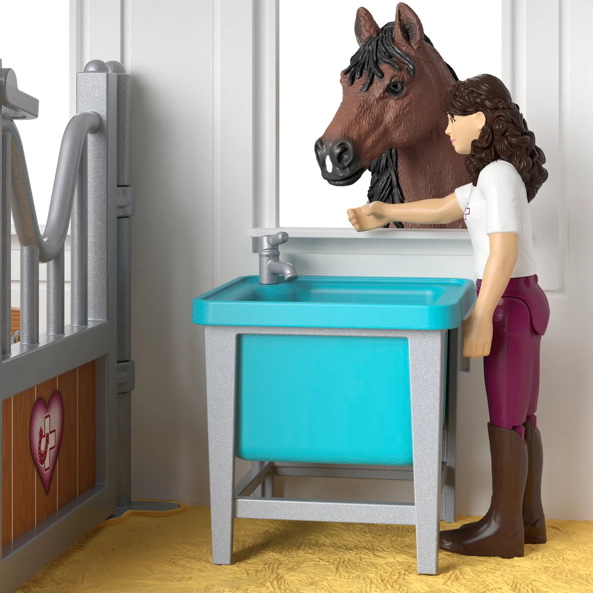 Happy Horse Hospital - Image 7