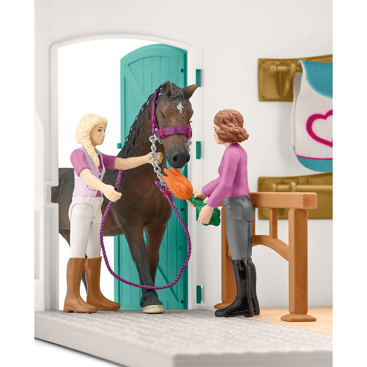 Horse Shop - Image 12