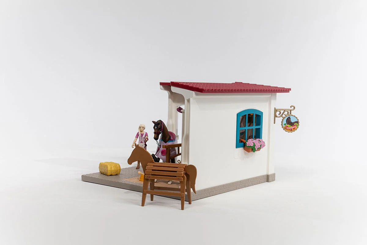 Horse Shop - Image 6