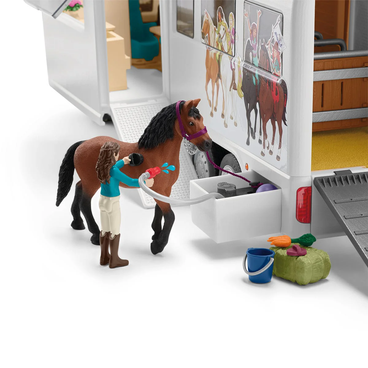 Horse Transporter - Image 6