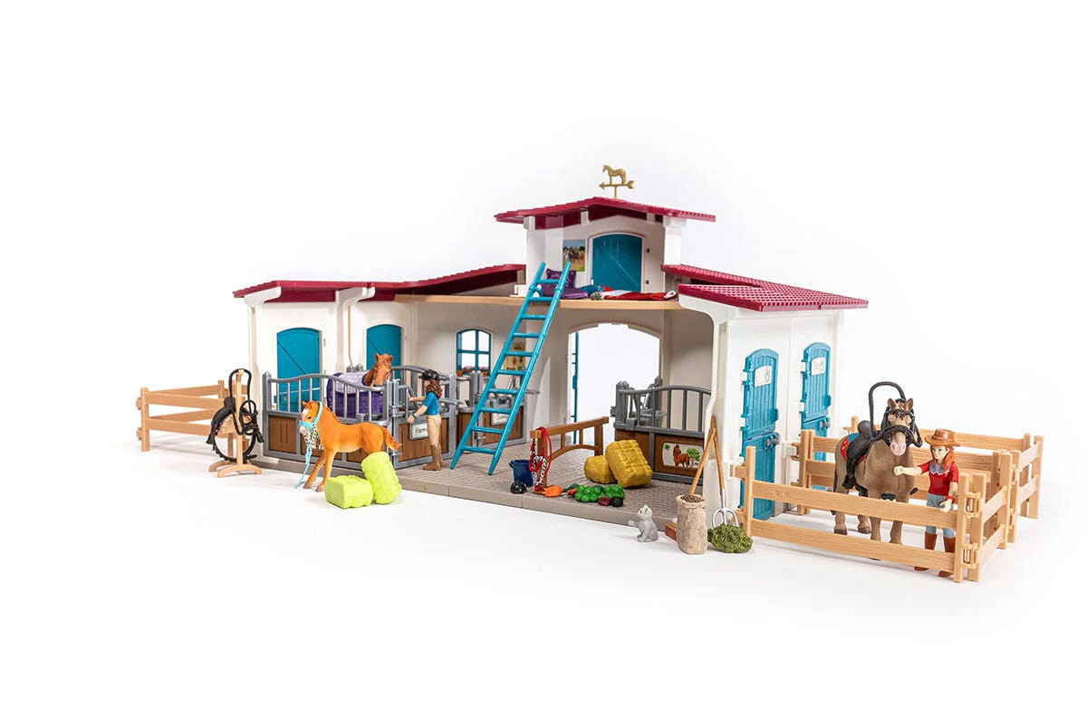 Lakeside Riding Center - Image 6