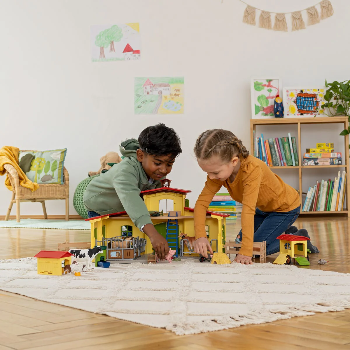Large Farm with Animals and Accessories - Image 3