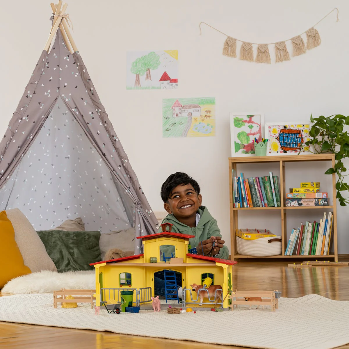 Large Farm with Animals and Accessories - Image 5