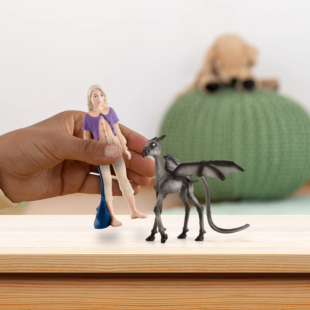 Luna Lovegood™ & Baby Thestral - Image 3