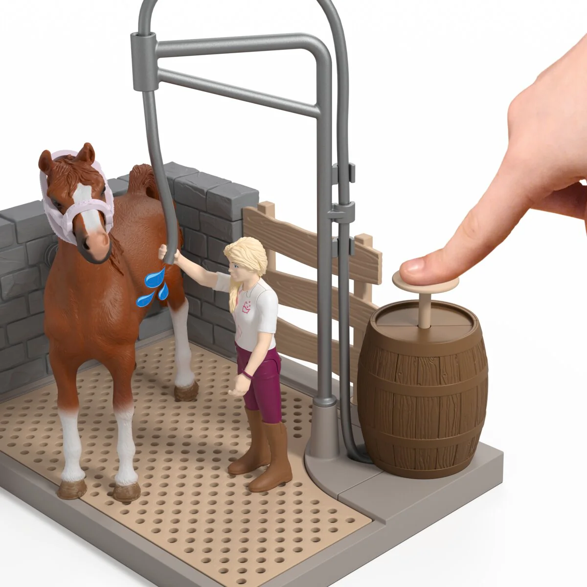 Sofia’s Horse Wash - Image 5